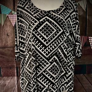 Abstract Dressy Black Top